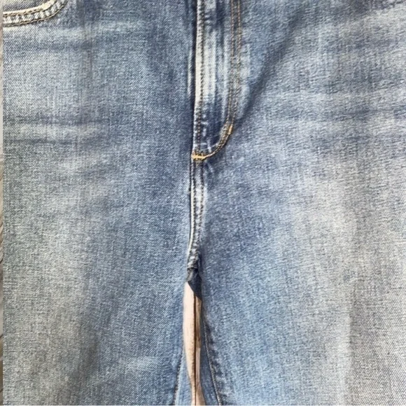 NWT Joes Jeans The Scout Mid-Rise Slim Tomboy Crop Jeans